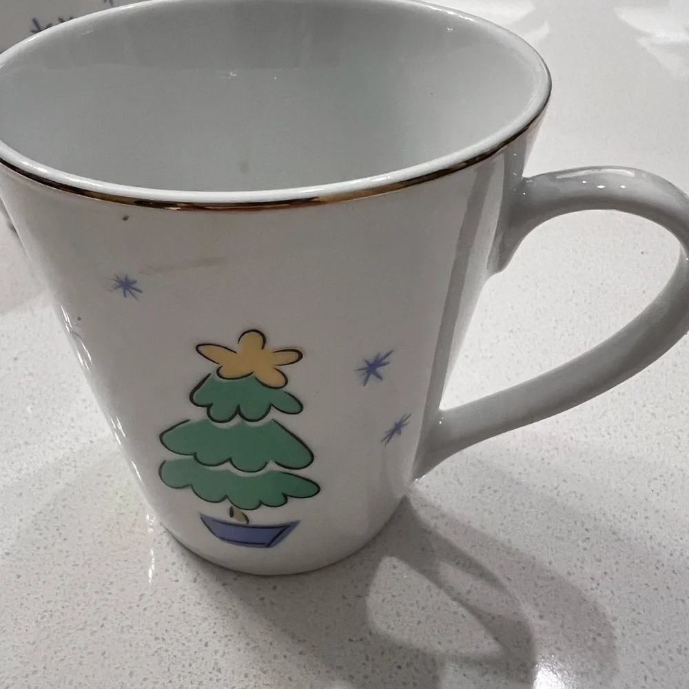 Merry Brite Whimsical Christmas Mugs Cups White‎ Porcelain Set Of 4